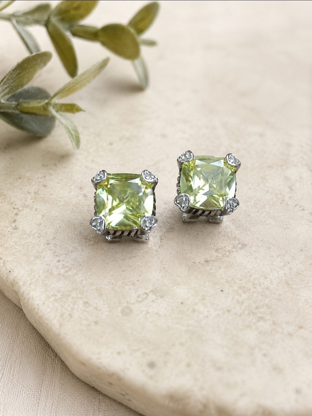 Vintage 925 Sterling Silver Peridot & CZ Stud Earrings